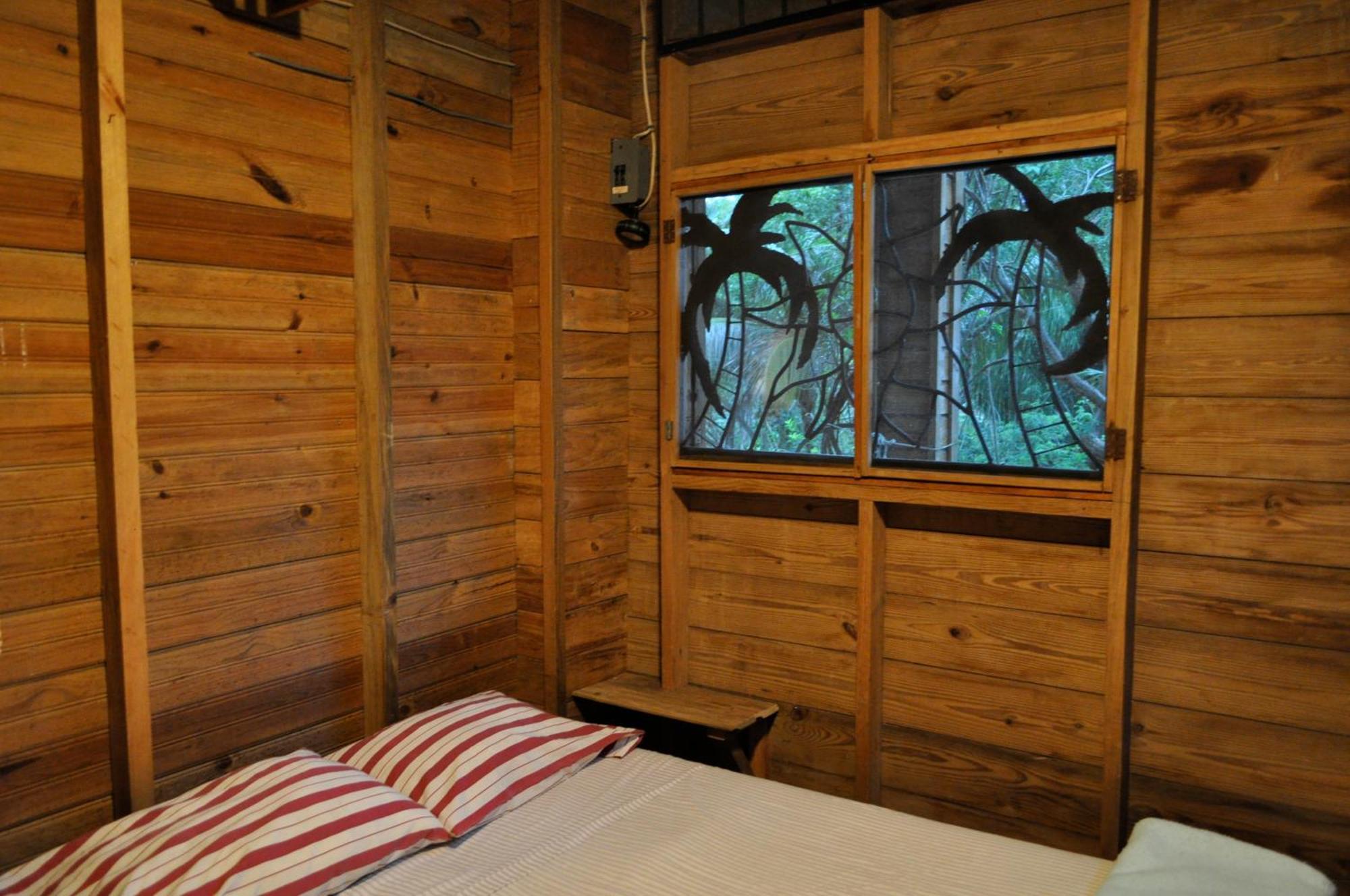 Roatan Bed & Breakfast Apartments West End Værelse billede