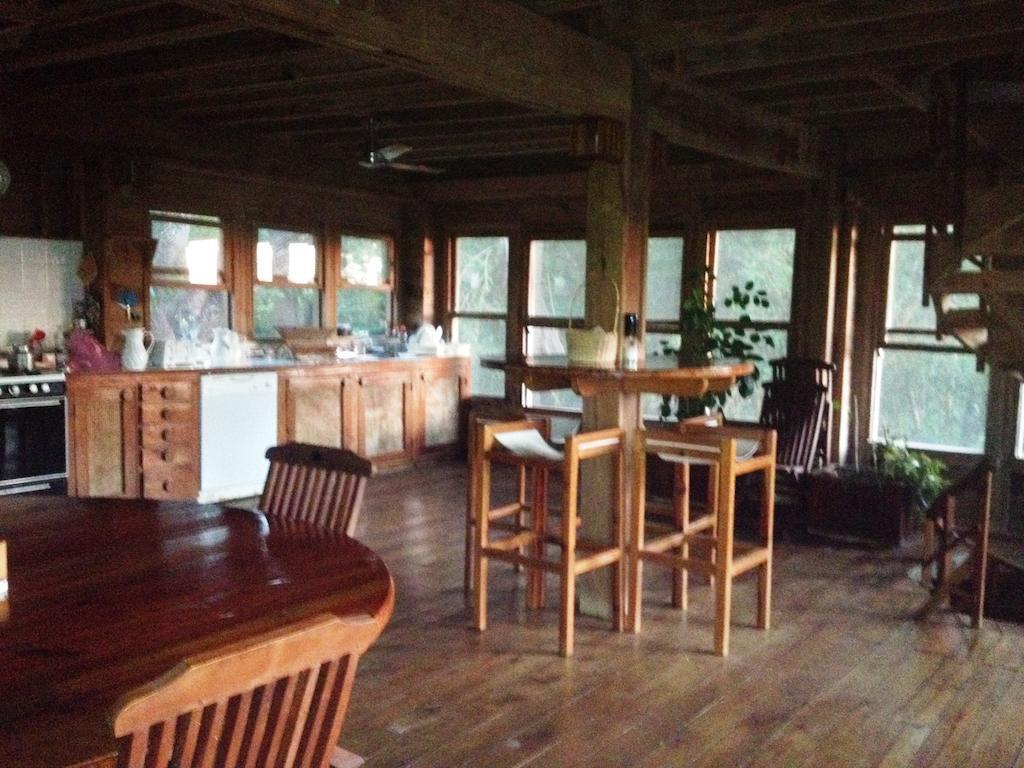 Roatan Bed & Breakfast Apartments West End Eksteriør billede