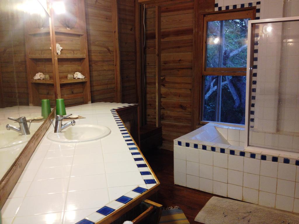 Roatan Bed & Breakfast Apartments West End Eksteriør billede