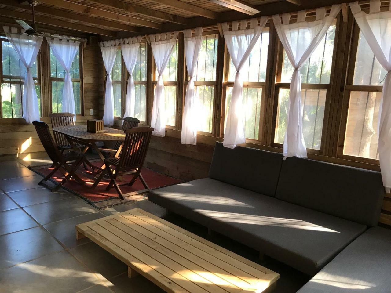 Roatan Bed & Breakfast Apartments West End Eksteriør billede